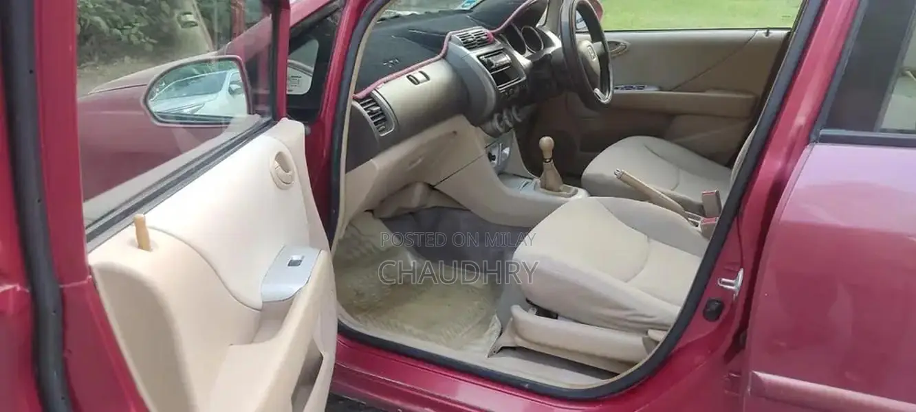 Honda City Sedan - Manual Transmission, Well-Maintained Vehicle