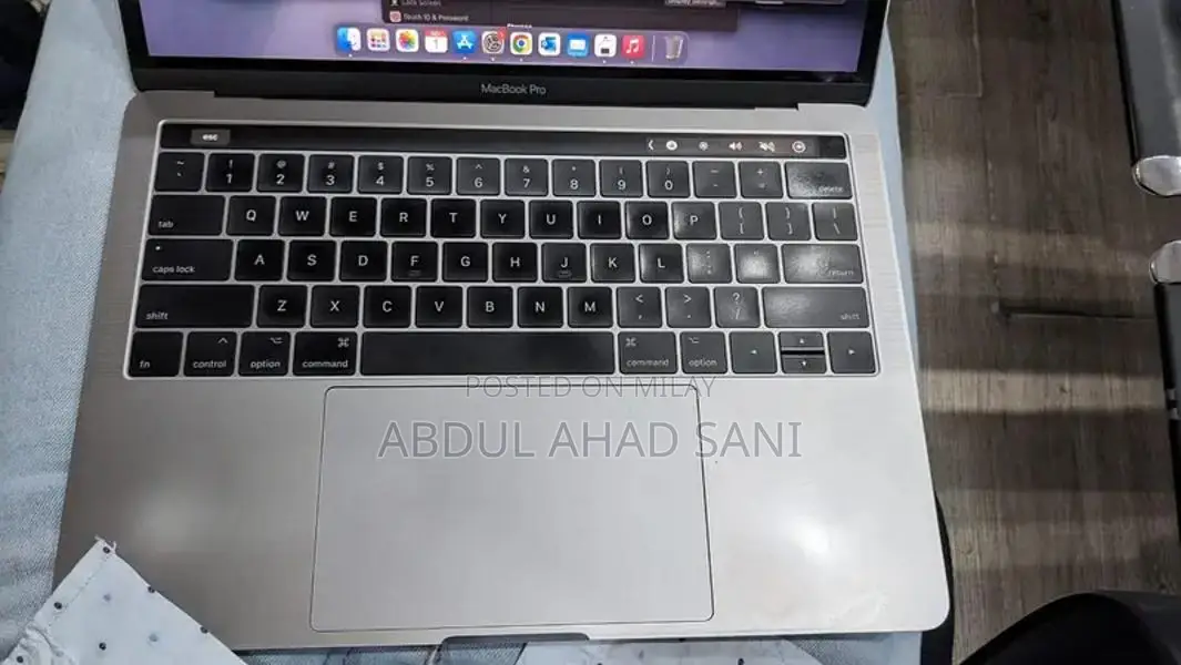 MacBook Pro 13-inch Touch Bar 2017 3.5 GHz Core i7