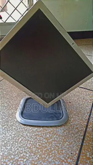 HP Folding LCD Display with Flexible Mounting