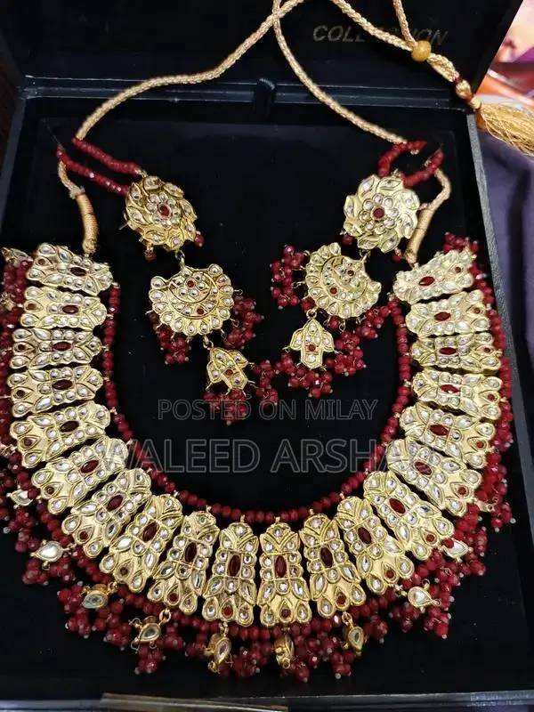 Gold and Maroon Bridal Jewellery Set with Jhoomar