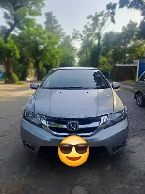 Photo - Honda City Prosmetic Sedan - Family Car