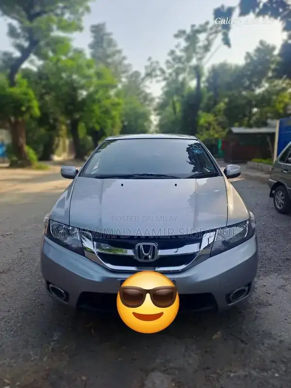 Honda City Prosmetic Sedan - Family Car