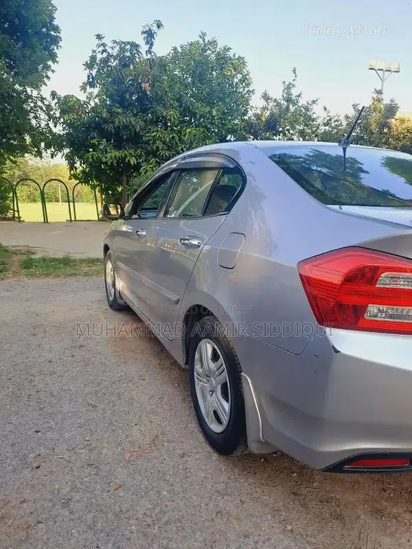 Honda City Prosmetic Sedan - Family Car