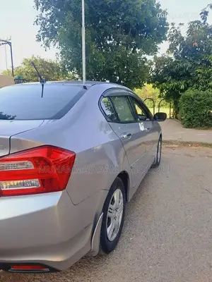 Honda City Prosmetic Sedan - Family Car