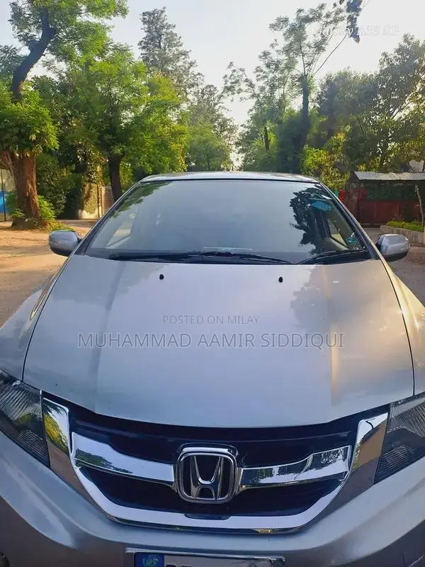 Honda City Prosmetic Sedan - Family Car