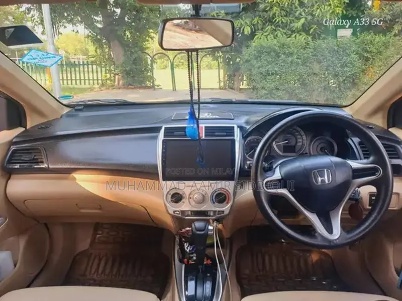Honda City Prosmetic Sedan - Family Car