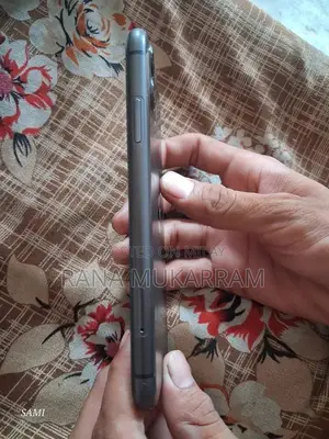 Apple iPhone 11 - Pre-Owned Smartphone with Good Battery