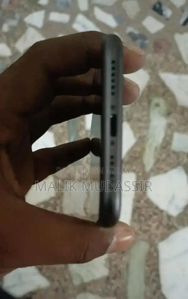 Apple Smartphone 128GB Non-PTA Variant Premium Model