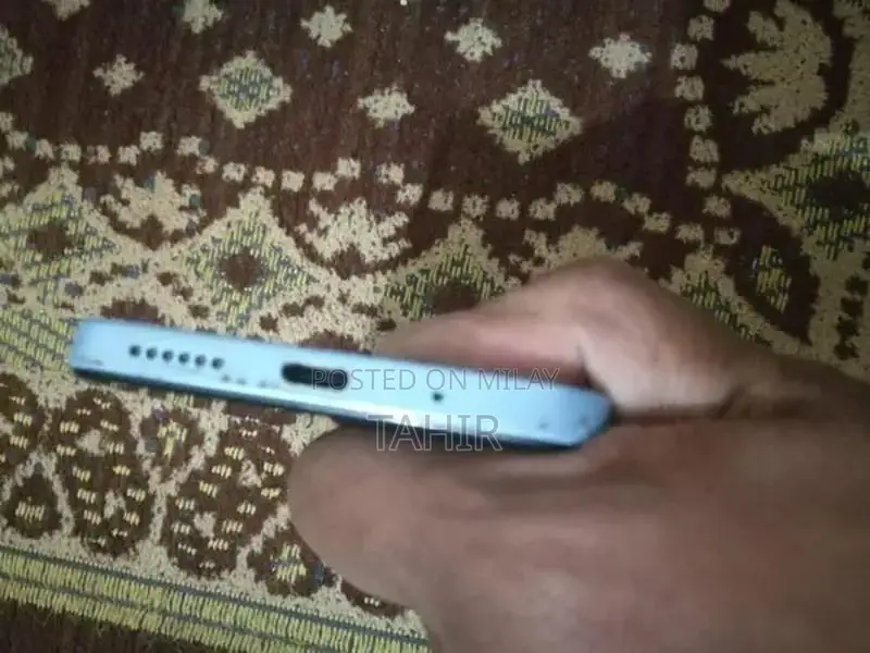 Redmi 12 Smartphone: 8GB RAM, 128GB Storage, High-Performance Mobile