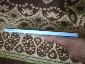 Redmi 12 Smartphone: 8GB RAM, 128GB Storage, High-Performance Mobile