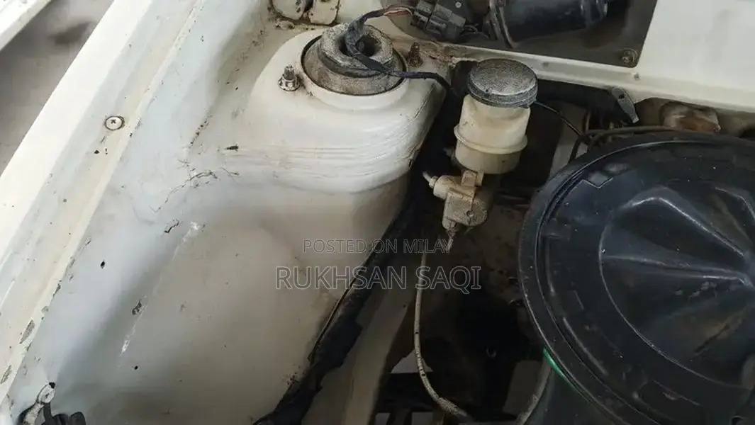 Suzuki Mehran VXR Reliable City Car with Low Mileage