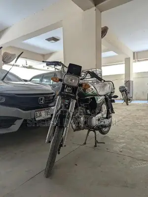 Super Power 70cc Motorcycle - Low Mileage, Near Pristine Condition