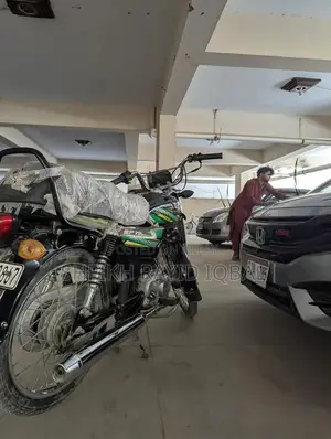 Super Power 70cc Motorcycle - Low Mileage, Near Pristine Condition