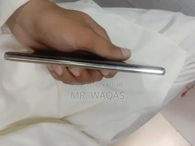 Galaxy Note 8 Smartphone with Dual SIM and Large Storage