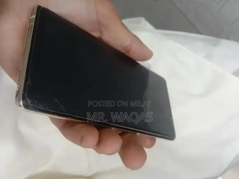 Galaxy Note 8 Smartphone with Dual SIM and Large Storage