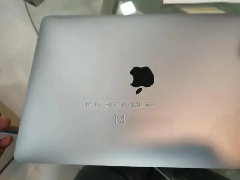 Apple MacBook Pro 13-inch M1 Laptop
