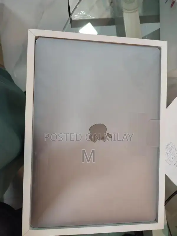 Apple MacBook Pro 13-inch M1 Laptop