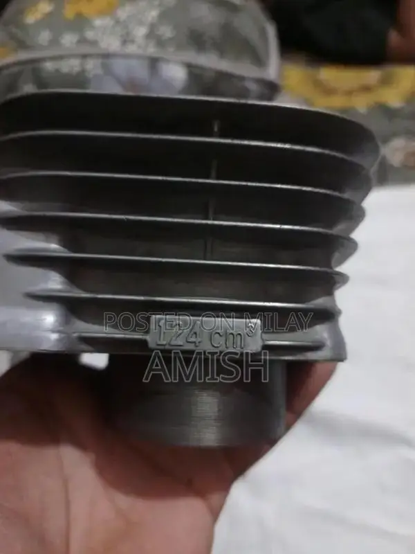 Honda 125cc Motorcycle Cylinder and Piston Kit