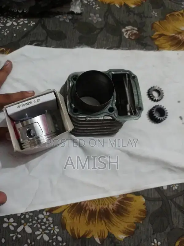 Honda 125cc Motorcycle Cylinder and Piston Kit