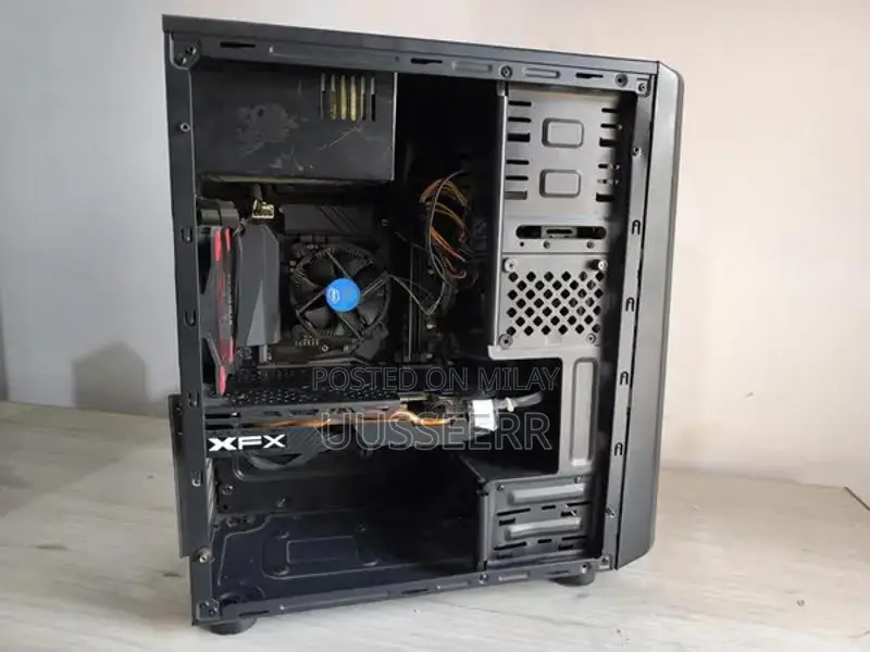 High-Performance Gaming Desktop - i5, 16GB RAM, RX 580