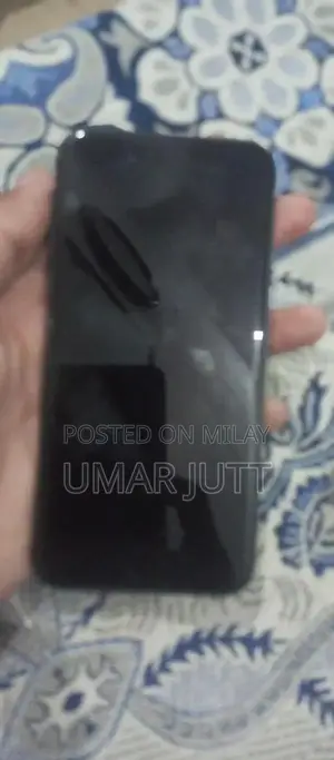 Pre-owned iPhone 8 with High Battery Performance