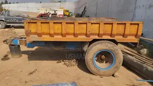 Compact Lightweight Troly with Convenient Dimensions for Easy Transpor