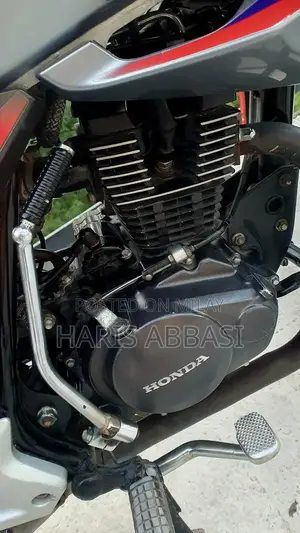 Honda CB 150f Motorcycle - 2019 Model Low Mileage