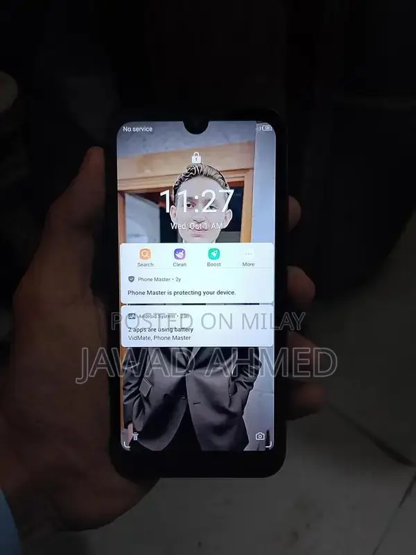 Budget-Friendly Smartphone with Dual Camera and Compact Design