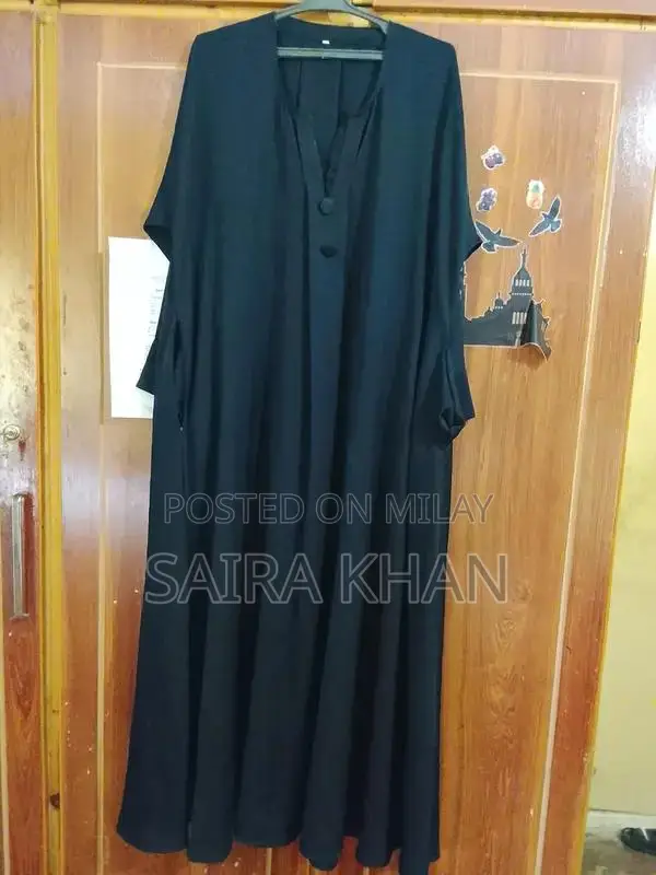 Women's Black Abaya with Two Side Pockets - Modest Islamic Wear