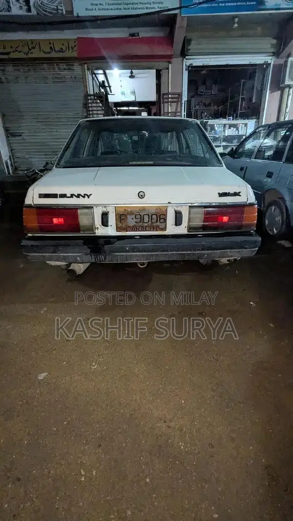 Nissan Sunny 86 Sedan - Reliable Compact Car