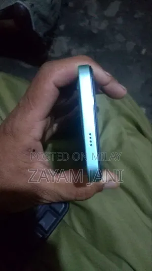 Tecno Spark Go 128 GB Blue