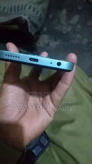 Tecno Spark Go 128 GB Blue