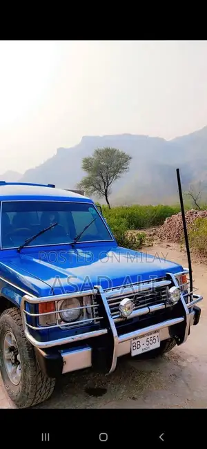 Mitsubishi Pajero SUV - Well-Maintained with New Tires