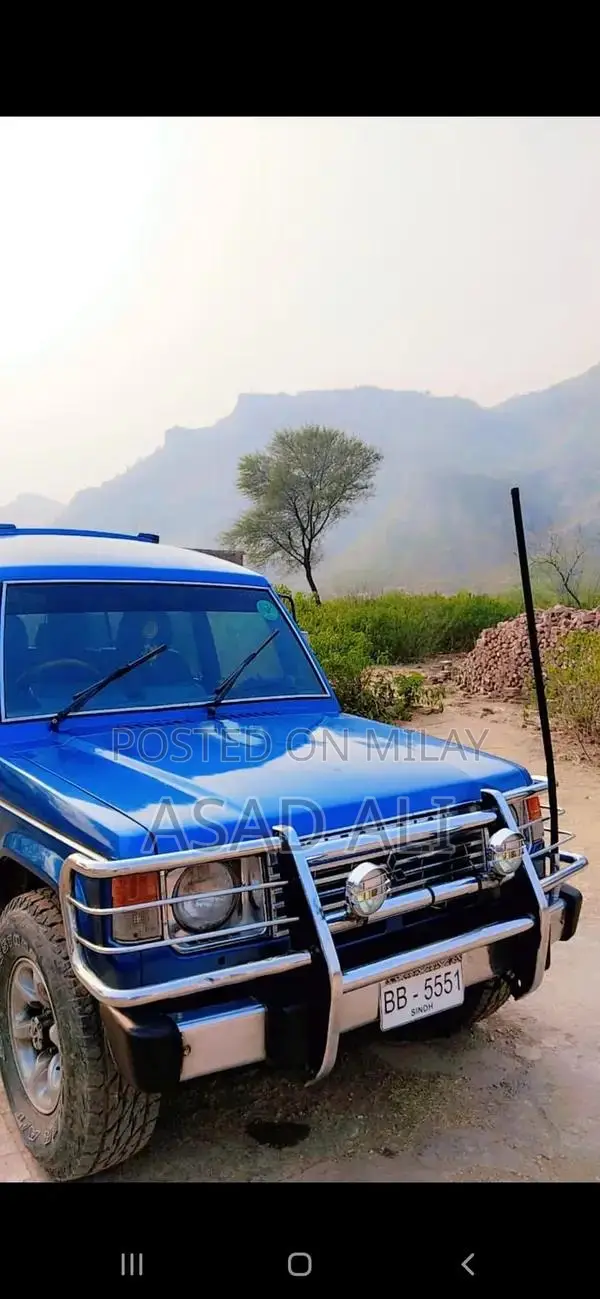 Mitsubishi Pajero SUV - Well-Maintained with New Tires