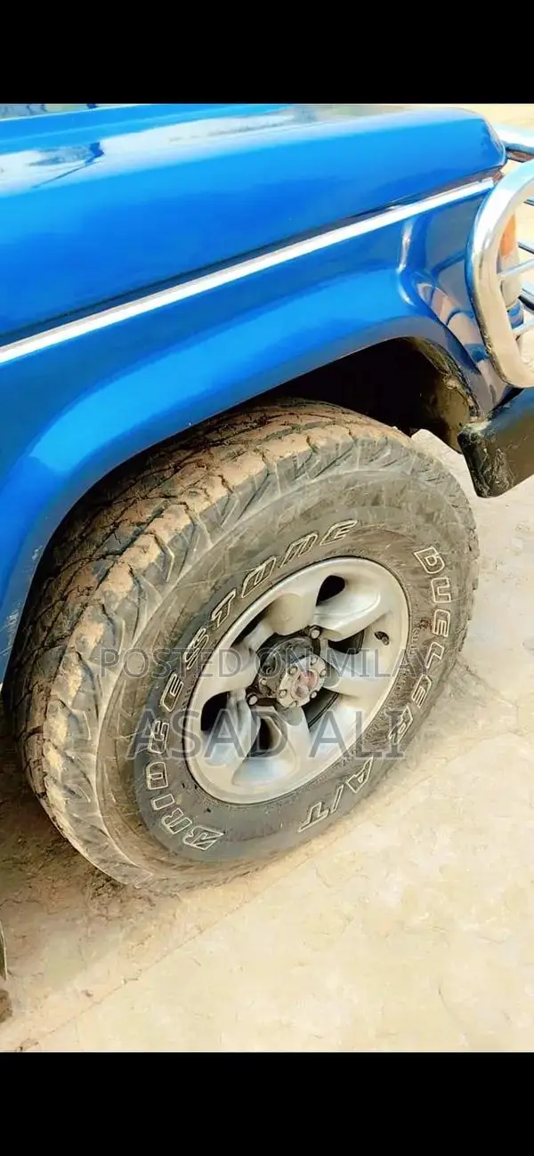 Mitsubishi Pajero SUV - Well-Maintained with New Tires