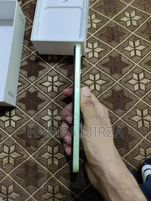 Vivo Smartphone with 6GB RAM and 128GB Storage