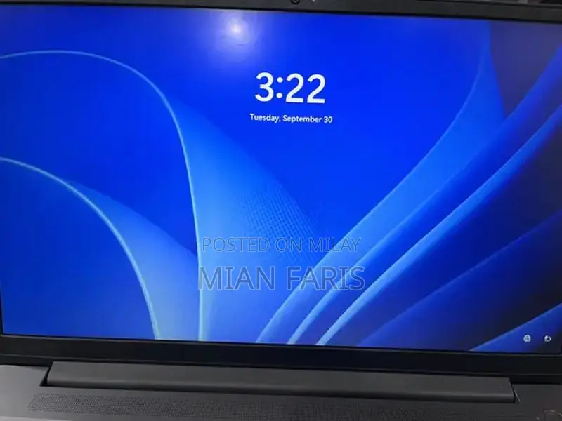 Lenovo Laptop i3 11th Gen 8GB RAM 128GB SSD Ultrabook