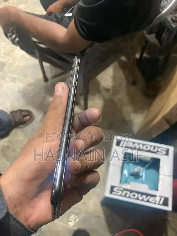 Apple iPhone XS Max Premium Smartphone, 256GB Storage