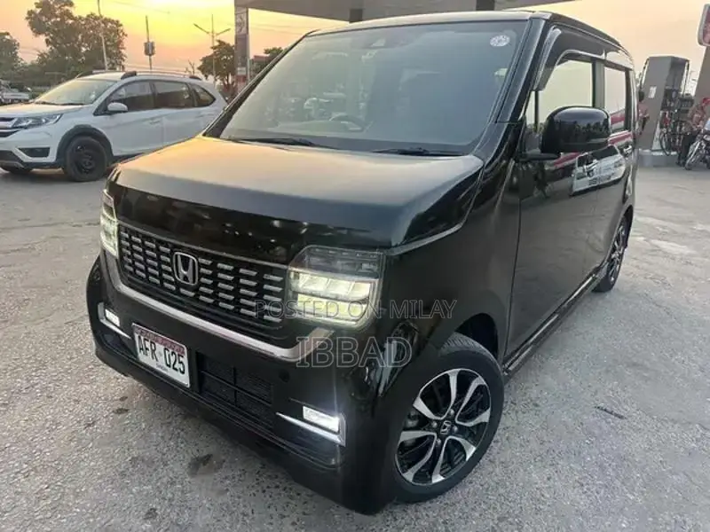 Hounda WGN Compact Wagon - Reliable Family Vehicle