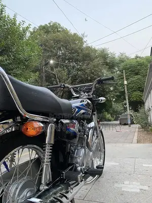 Honda CG 125 Motorcycle - Low Mileage, Near-New Condition