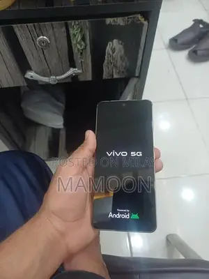 High-Performance Mobile Phone with Large Storage