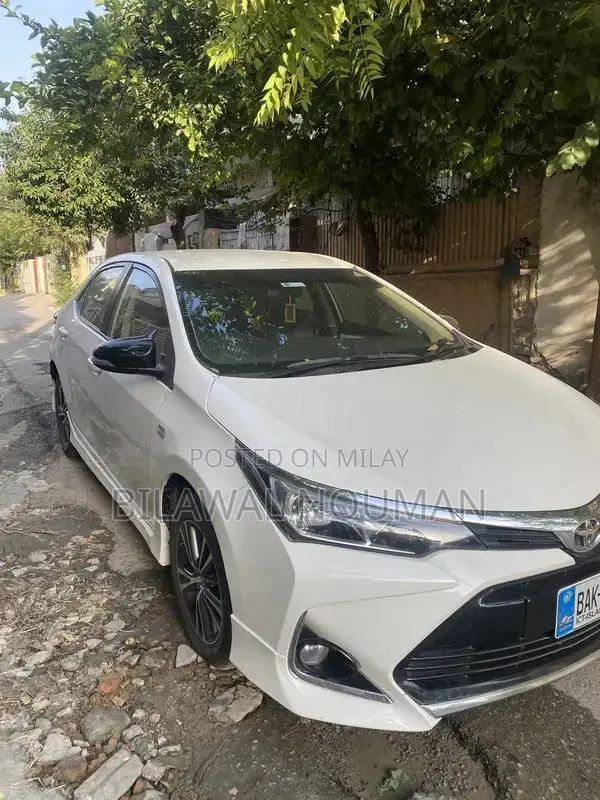 Toyota Corolla Altis 1.6 Sedan - Pristine Condition First Owner Vehicl