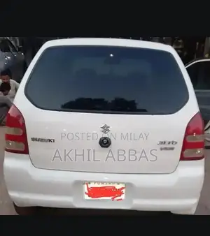 Argent White 660cc Engine Sedan with Power Steering