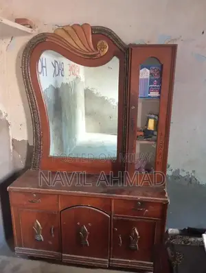 Photo - Glass Cleaning Accessory with Duster and Cloth