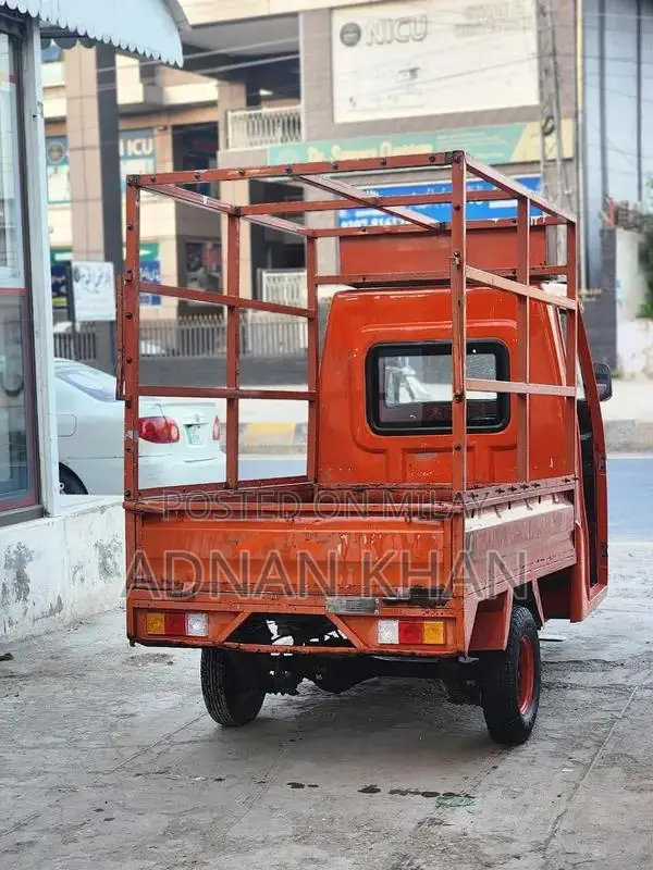 2014 Mini Loader Rickshaw - Compact Commercial Transport Vehicle