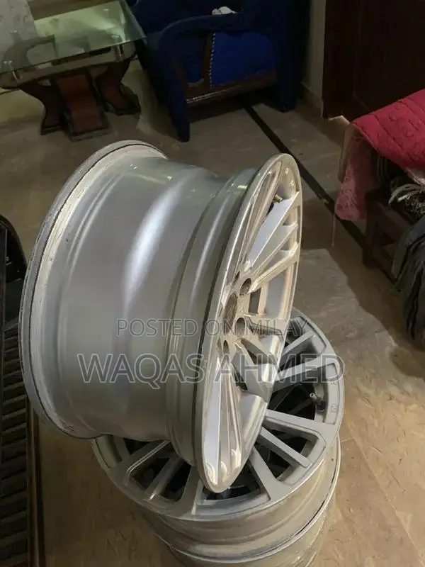 15-Inch Stylish Alloy Wheels - 5 Lug Pattern Performance Rims