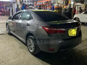 15-Inch Stylish Alloy Wheels - 5 Lug Pattern Performance Rims