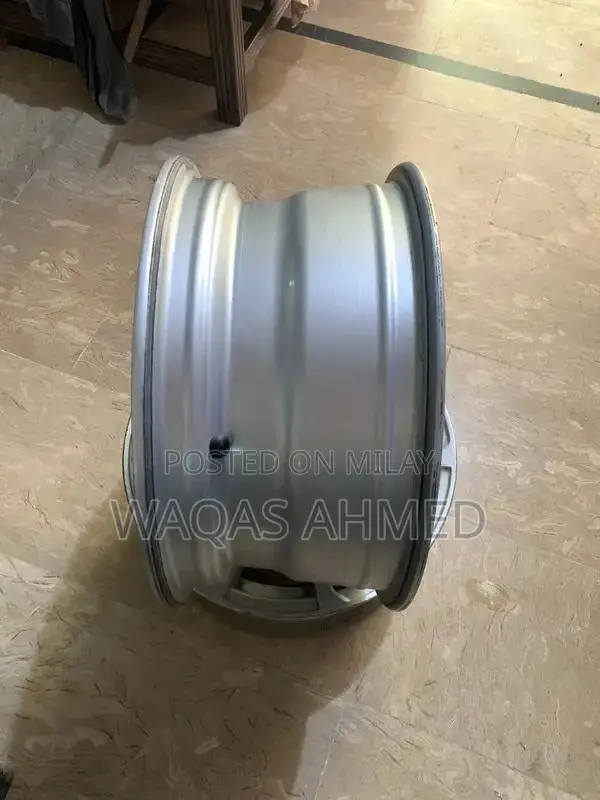 15-Inch Stylish Alloy Wheels - 5 Lug Pattern Performance Rims