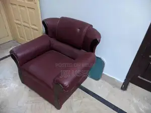 Maroon 5-Seater Leather Sofa Set with Good Design