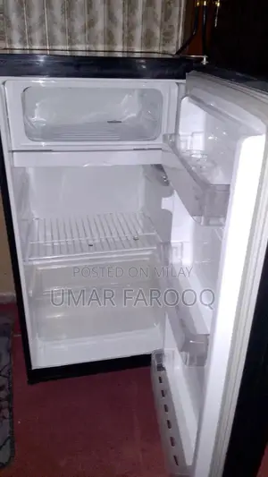 Argent Refrigerator - Compact 10x10 Kitchen Appliance